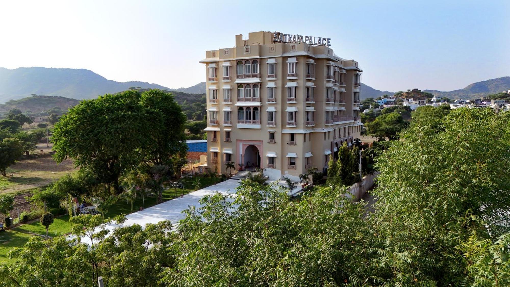Satyam Palace Resort Pushkar Ngoại thất bức ảnh